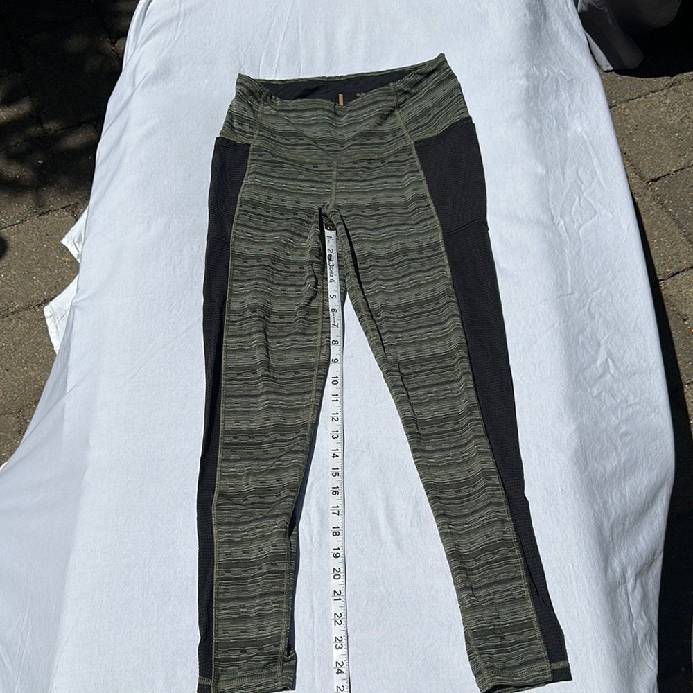 Lucy Olive and Black Patterned Leggings